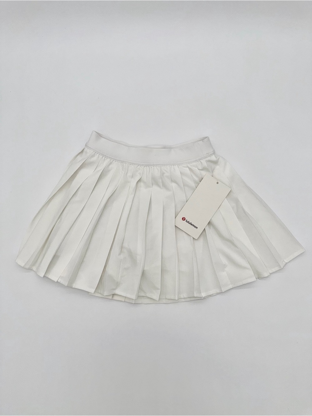 Lululemon NWT 🤍 White Pleated Skirt